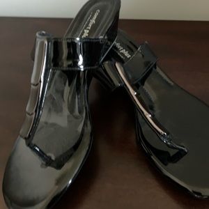 Black wedge sandals